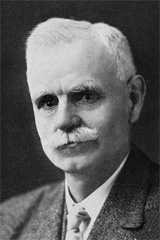 frank-holton-1920-160.jpg