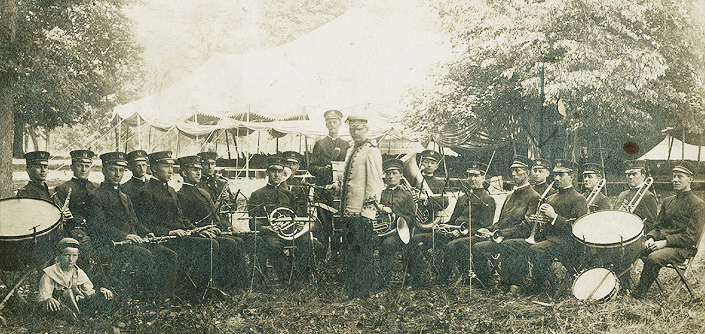 kalamazoo-band-a-2758-1911-705.jpg