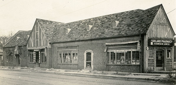 oakland-pharmacy-4-598.jpg