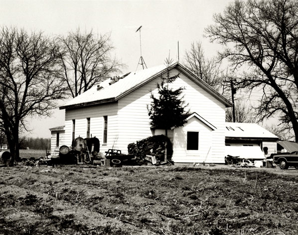 schools-dinger-598