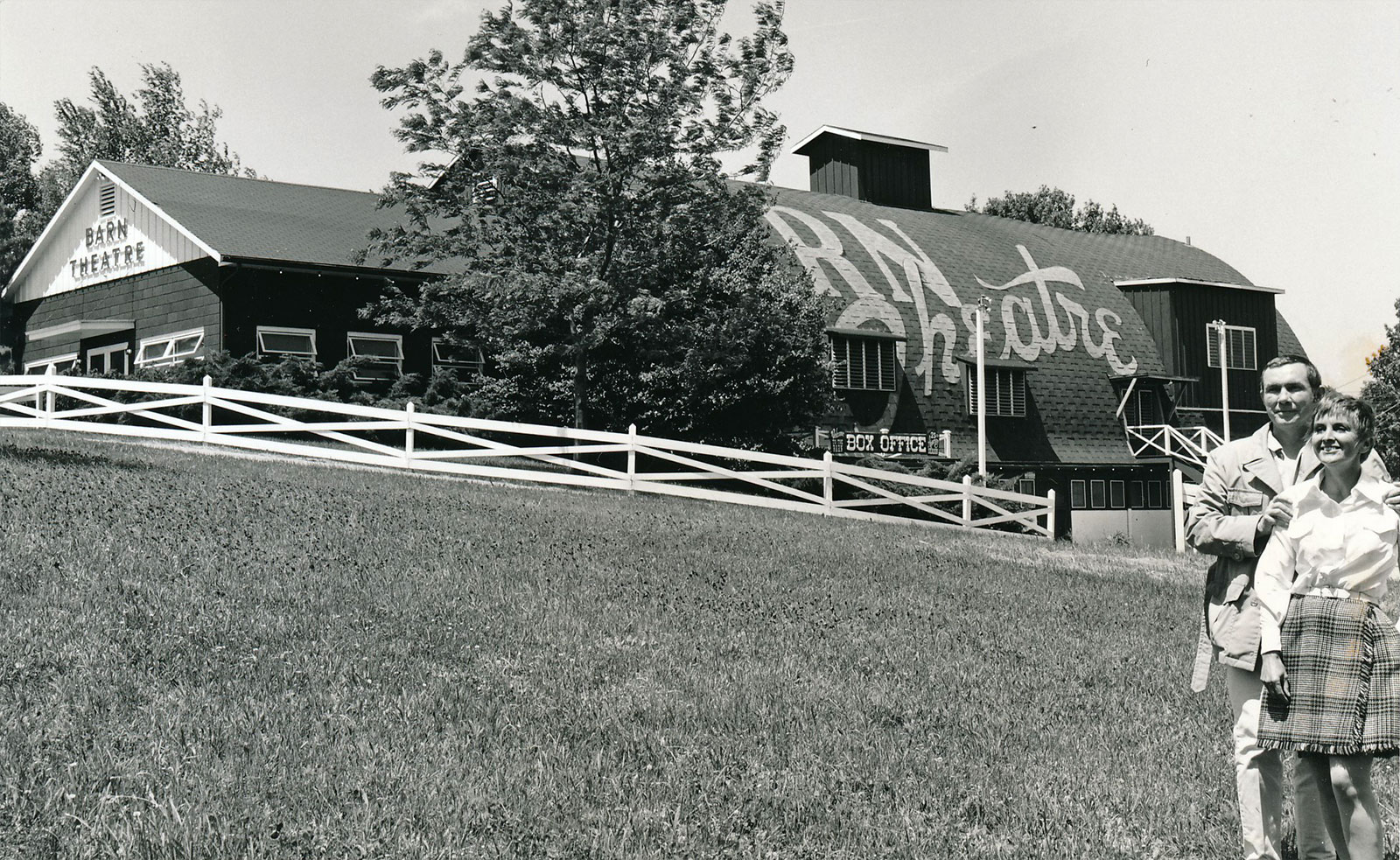 barn-theatre-1970-1600