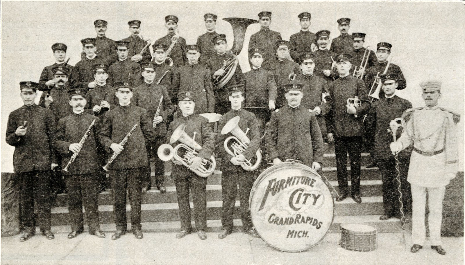 furniture-city-band-woman-magazine-1909-01-09-p14-1600.jpg