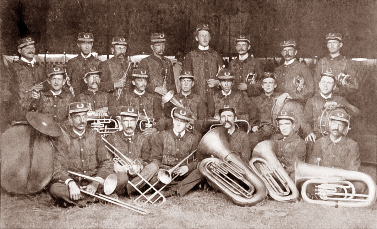 goetz-circus-band-1897-2-1200.jpg