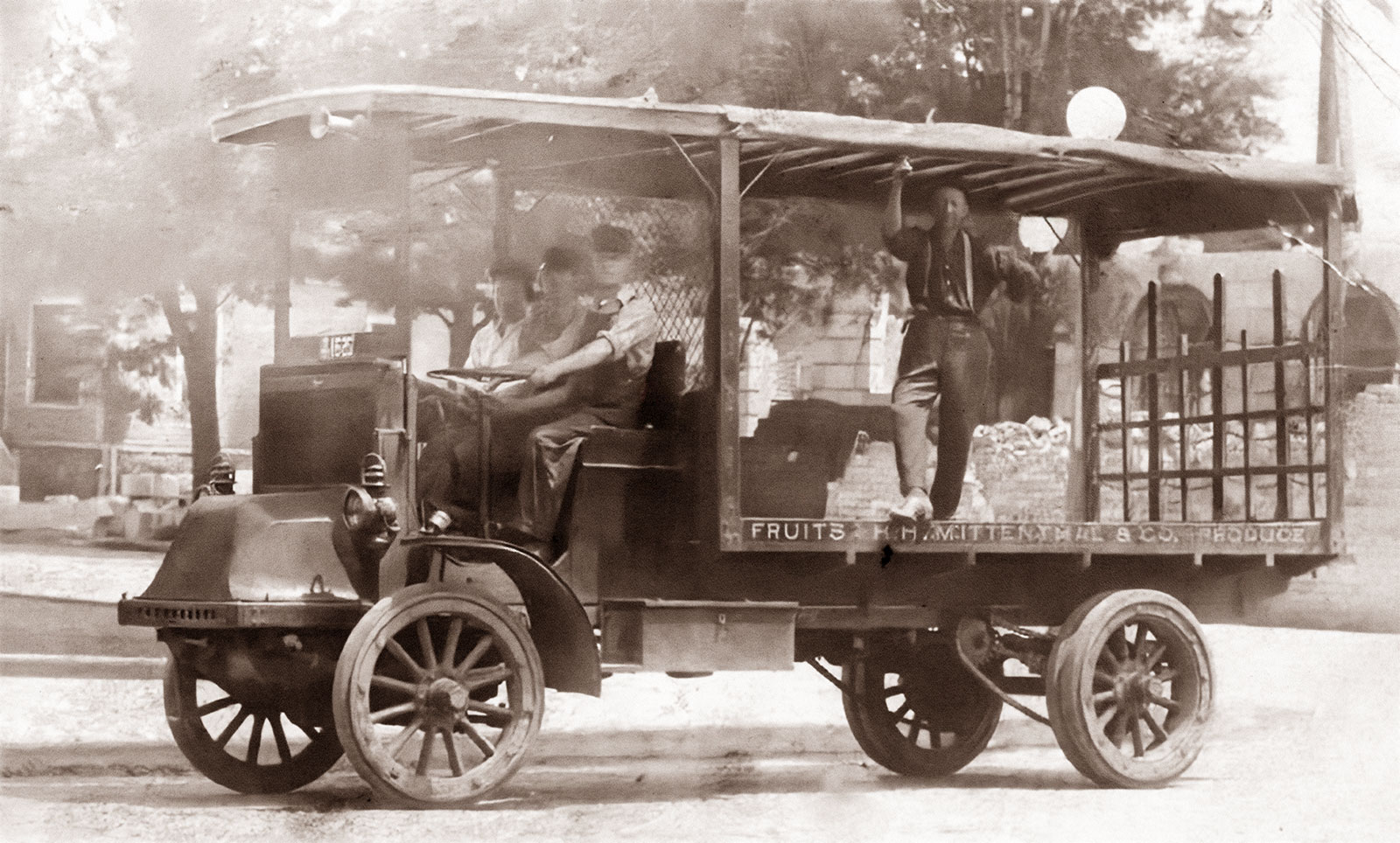 mittenthal-truck-001-1600