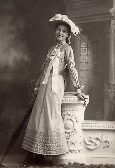 wmu-young-mamie-austin-400