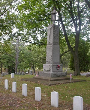 Civil War Memorial, Riverside Cemetery