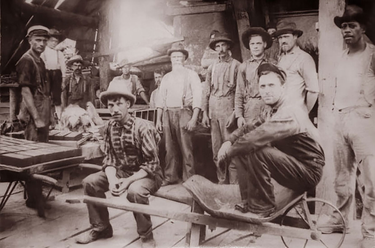 Shields_brickyard_workers_alamo_township_museum-1200