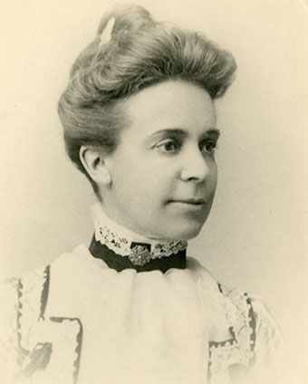 della-pierce-001-340.jpg