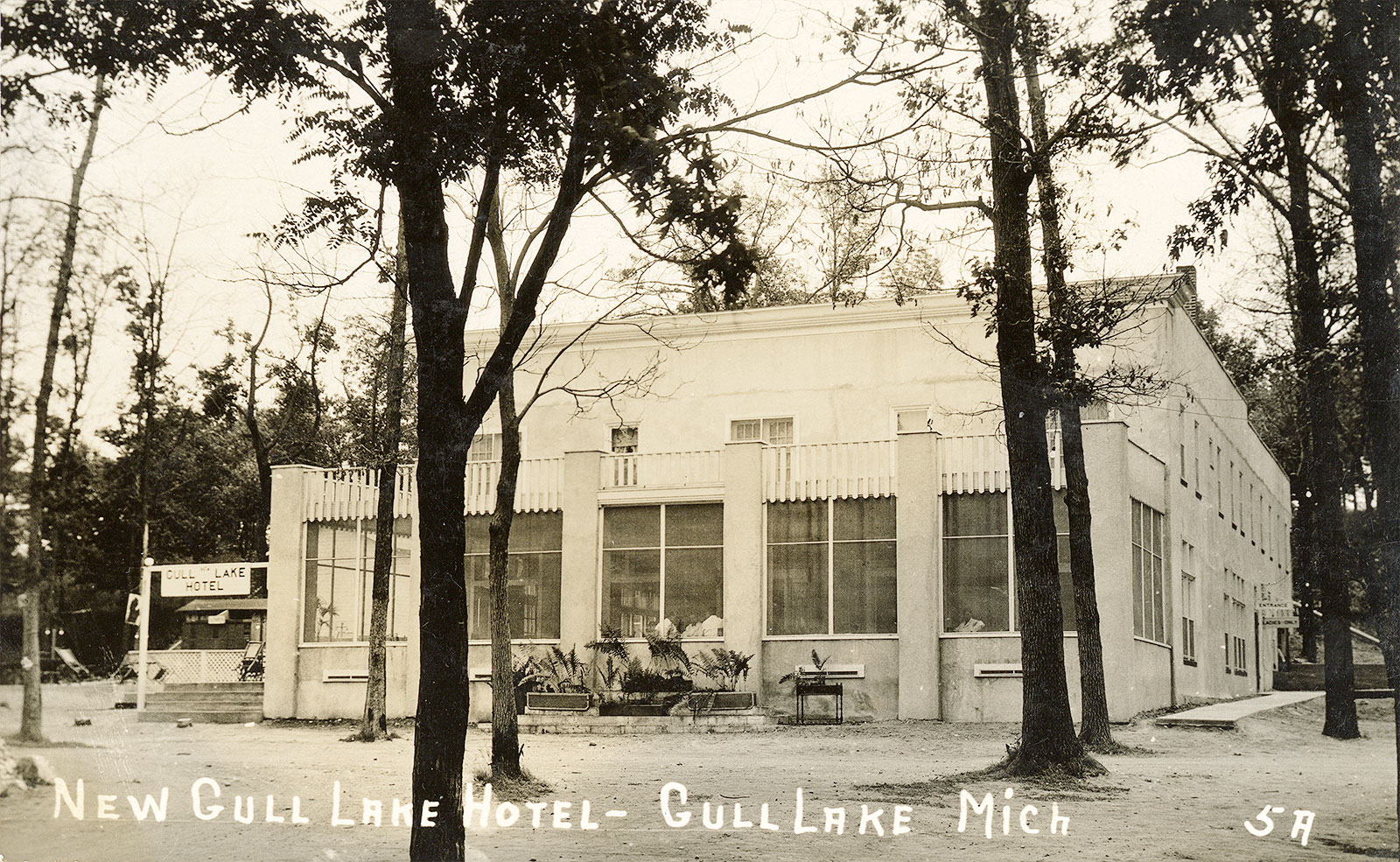 labelle-kvm-78-3188-1600