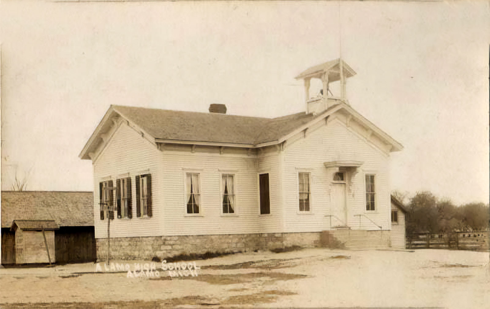 alamo-school-alamo-township-museum-1600.jpg